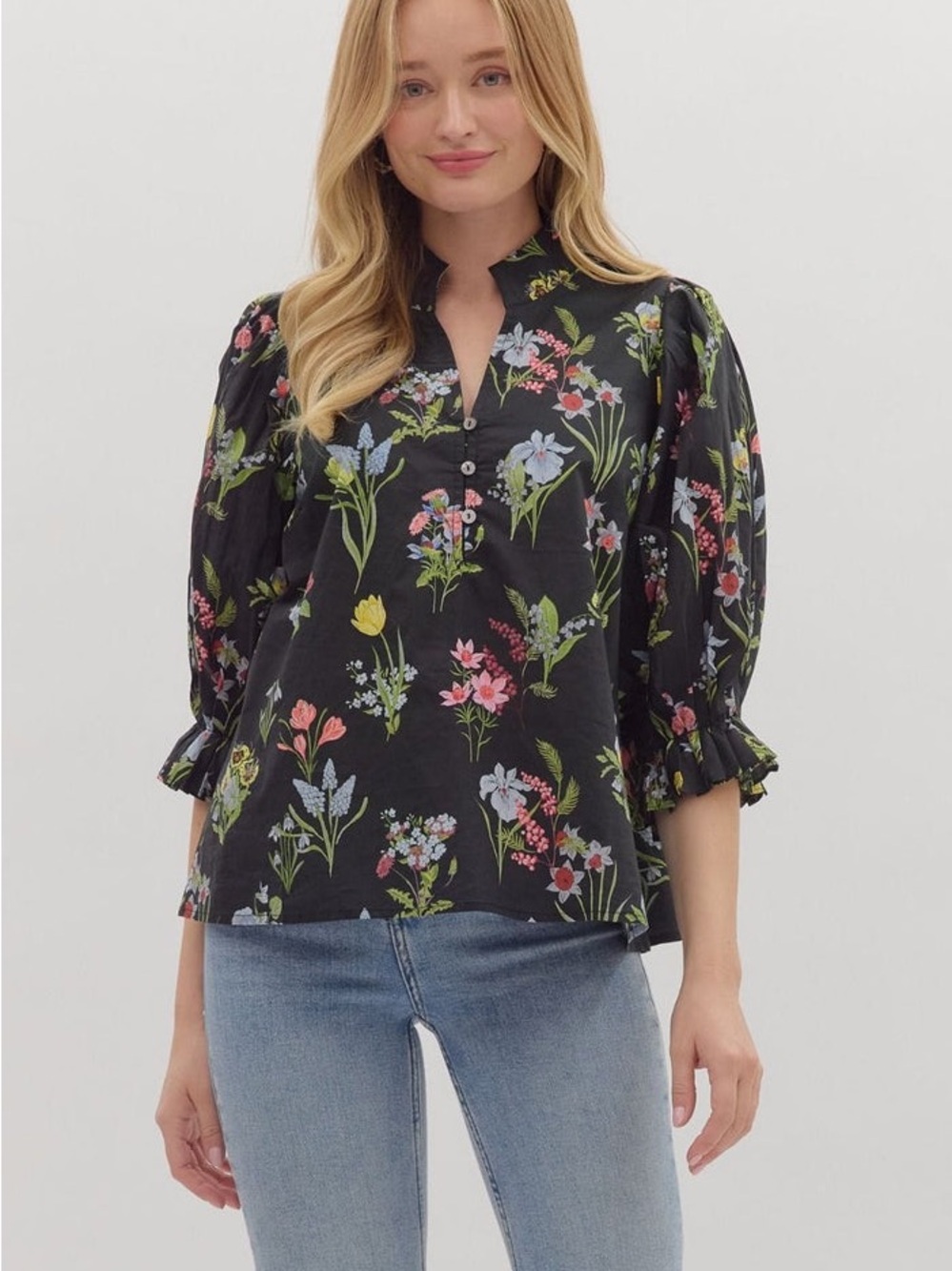 entro Black Floral Split-Neck Ruffle-Sleeve Blouse